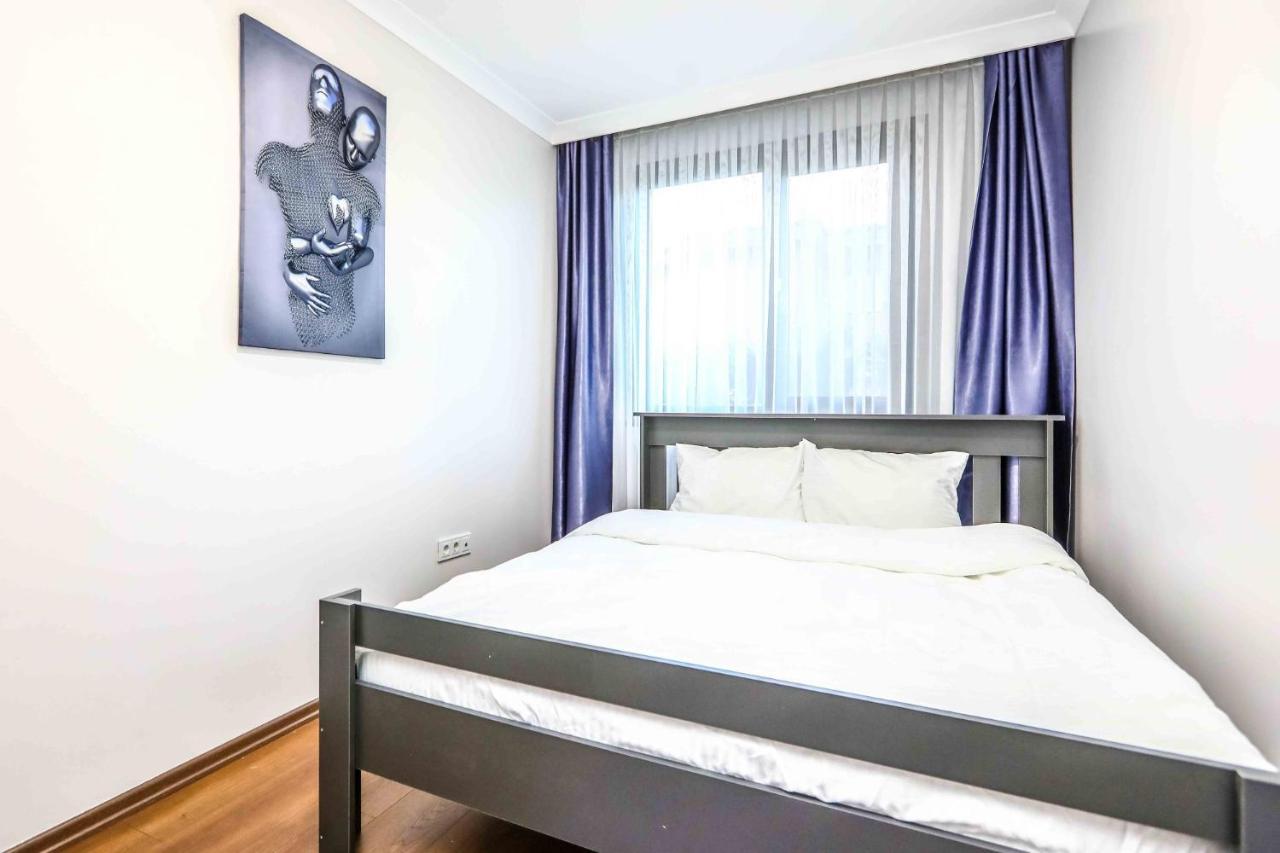 Daire Flat With Balcony Close To Viaport Marina Tuzla İstanbul