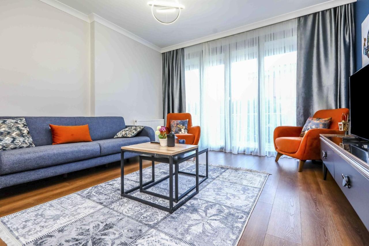 Flat With Balcony Close To Viaport Marina Tuzla *