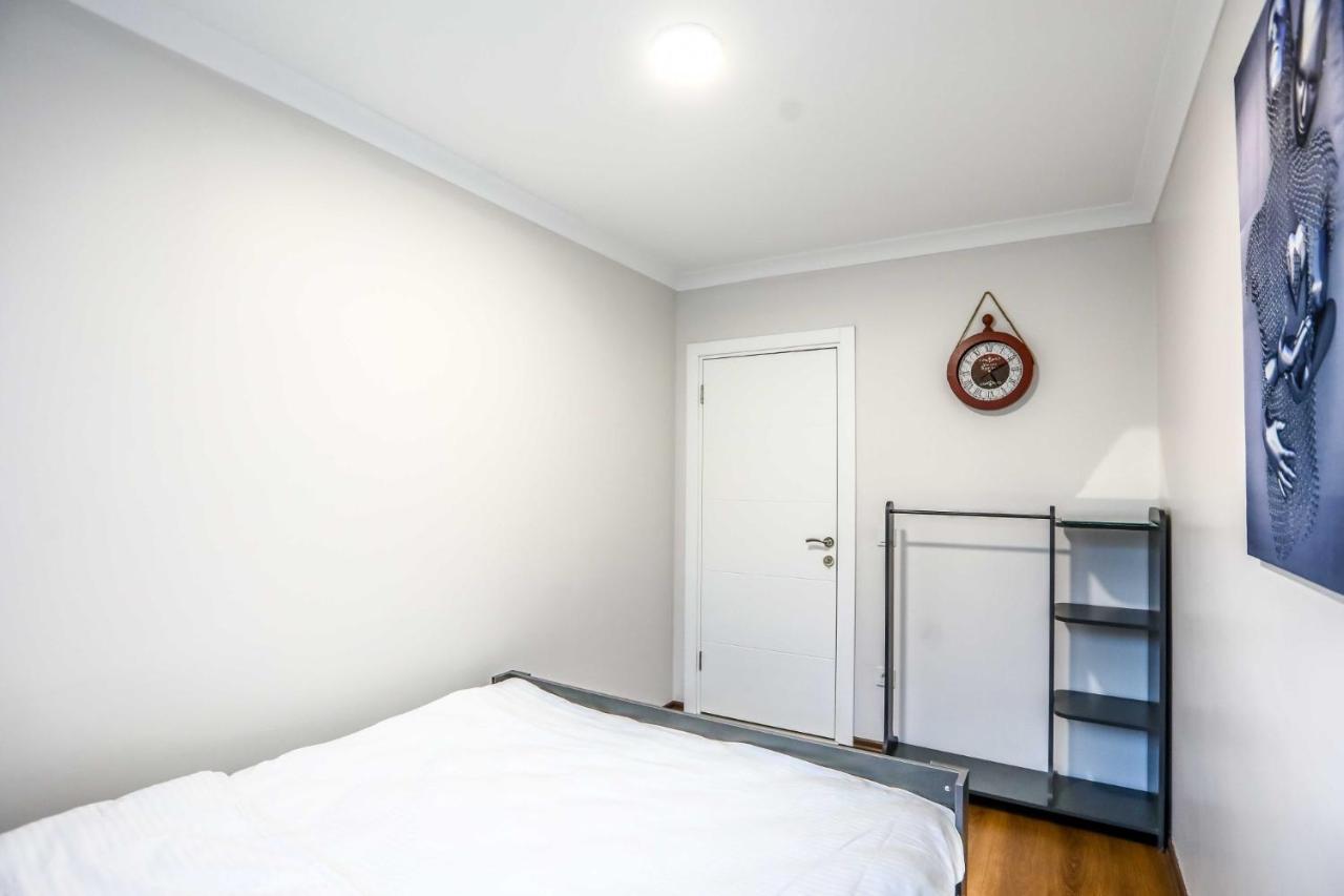 Daire Flat With Balcony Close To Viaport Marina Tuzla